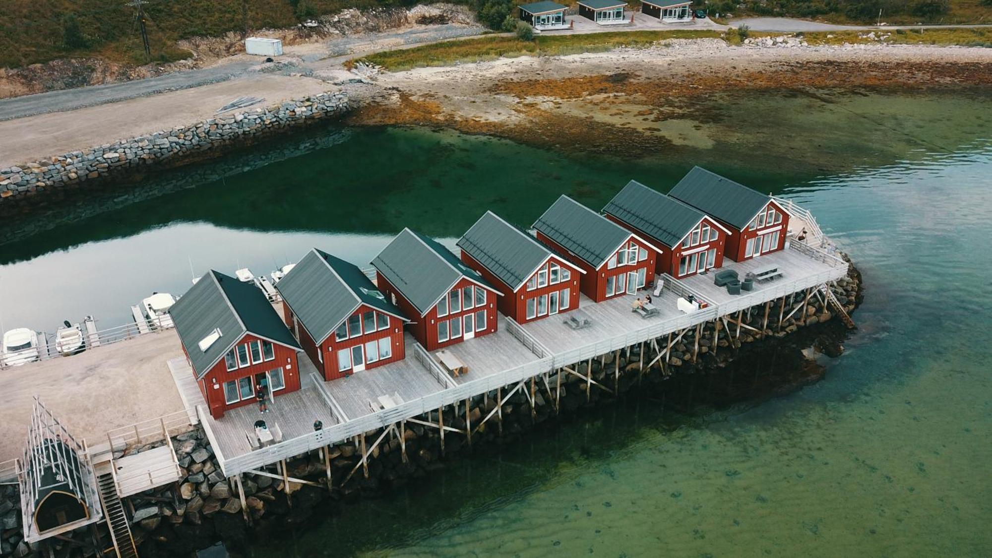 Molobua, Fantastic Place By The Sea Лекнес Екстериор снимка